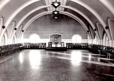 16-historic_b_w-pic-of-ballroom-min