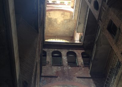 30-current_16-color-low-angle-close-up-shot-of-bay-openings-from-the-courtyard-min