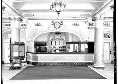 7-historic-b_w-lobby-food-counter-min