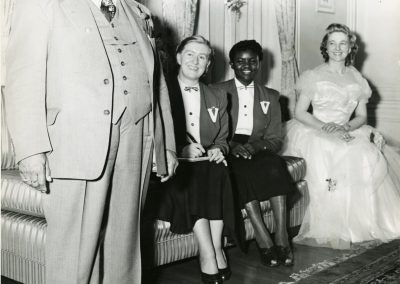 72-historic_58-b_w-photo-of-man-with-three-ladies-min